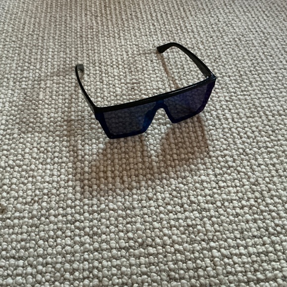 SendyShades Sunglasses (Brand New - Picture 2 of 2